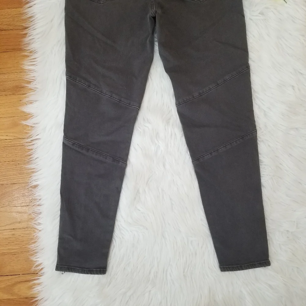 AMERICAN EAGLE Super Stretch Jegging Jeans Dark Gray Color, Size 10 Short. - Picture 7 of 13